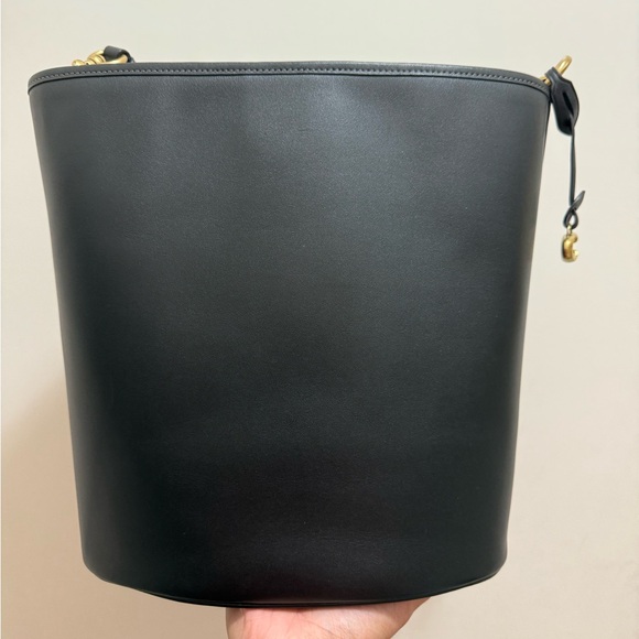 Coach Handbags - Coach Dakota Bucket bag GUC